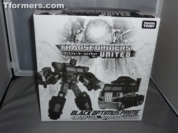 Tokyo Toy Show 2012 Transformers United Black Optimus Prime